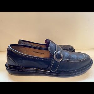BORN WOMENS LOAFERS FLATS SHOES